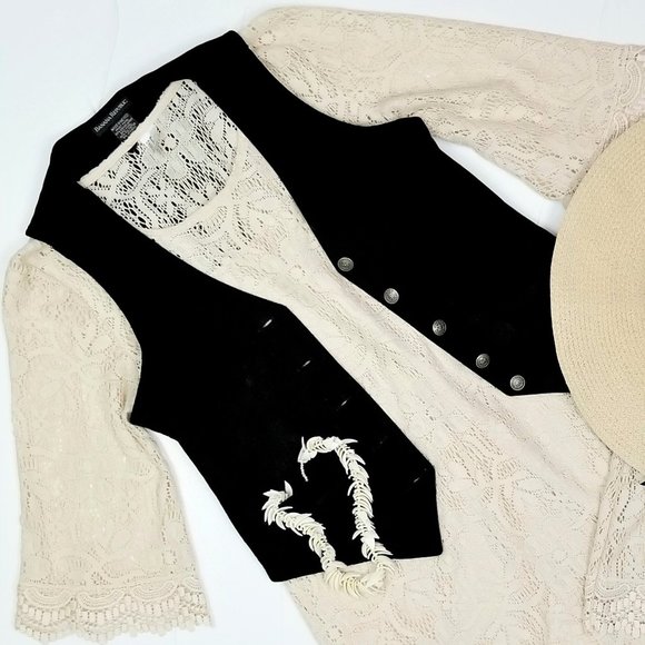 FIND THESE BEAUTIES & SO MUCH MORE IN MY CLOSET! - Picture 2 of 5